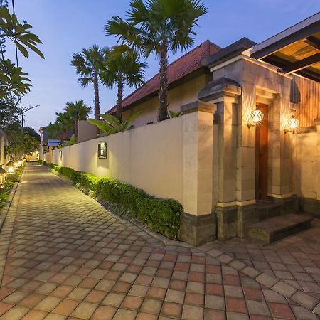 กูบาล วิลลา บาหลี Villa เซมินยัค ภายนอก รูปภาพ