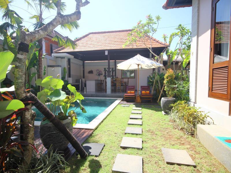 กูบาล วิลลา บาหลี Villa เซมินยัค ภายนอก รูปภาพ